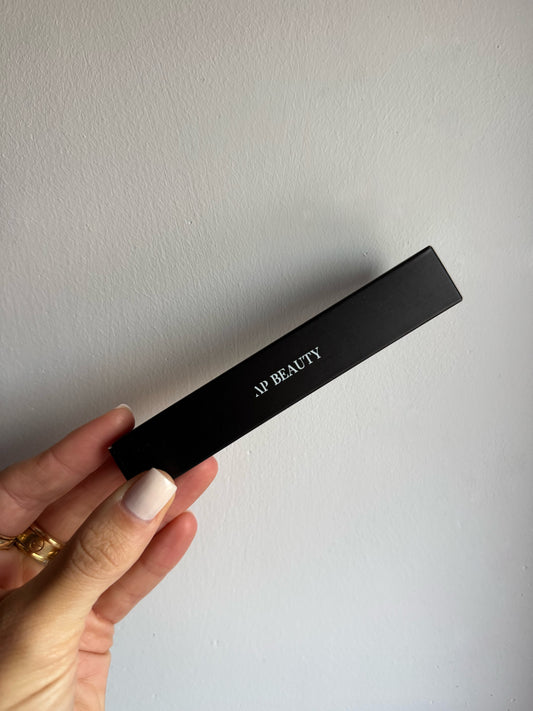 Le blush liquide tube