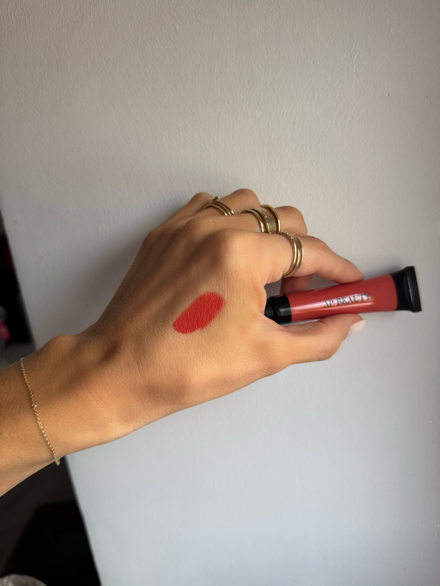 Le blush liquide tube