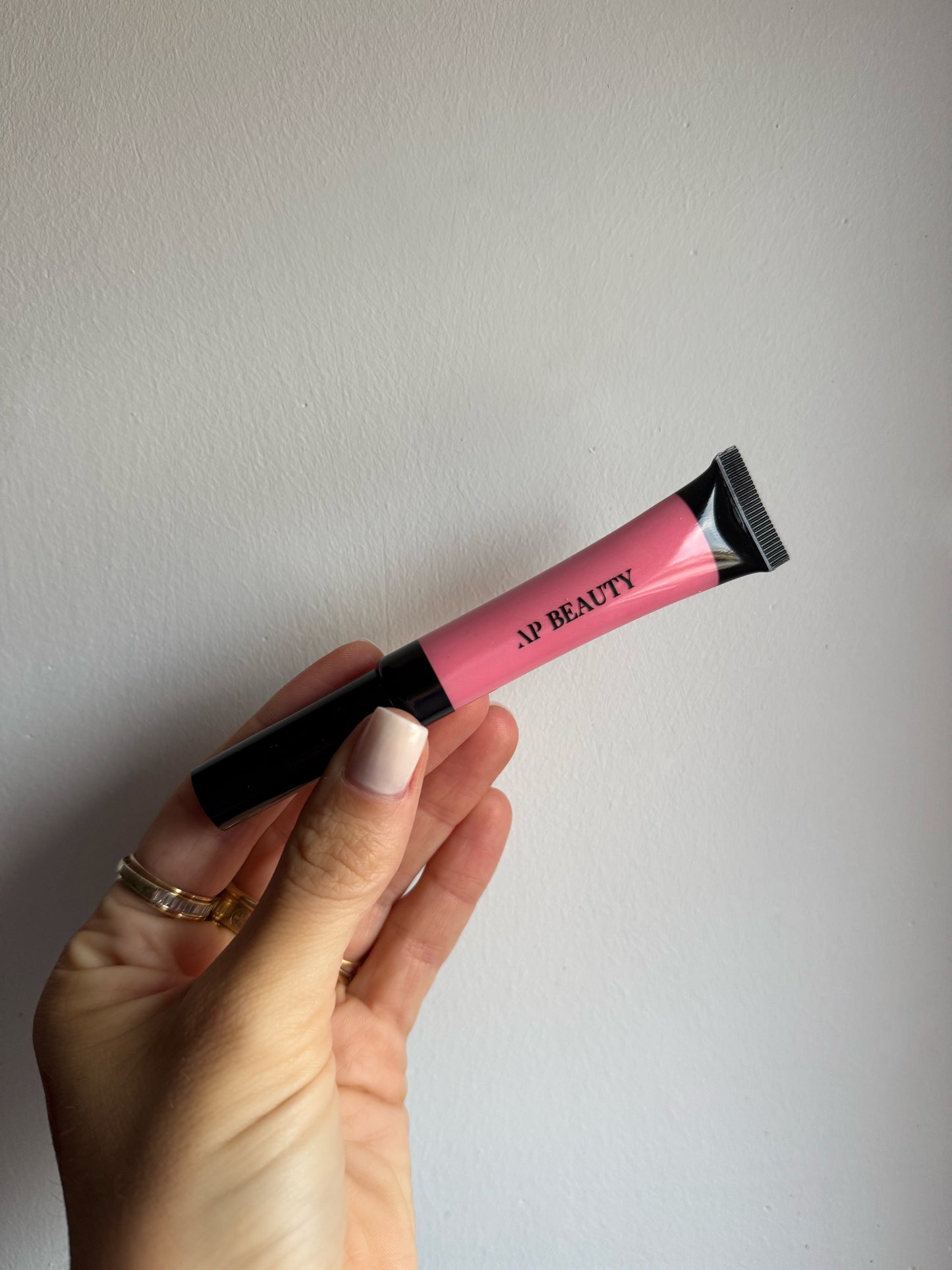 Le blush liquide tube