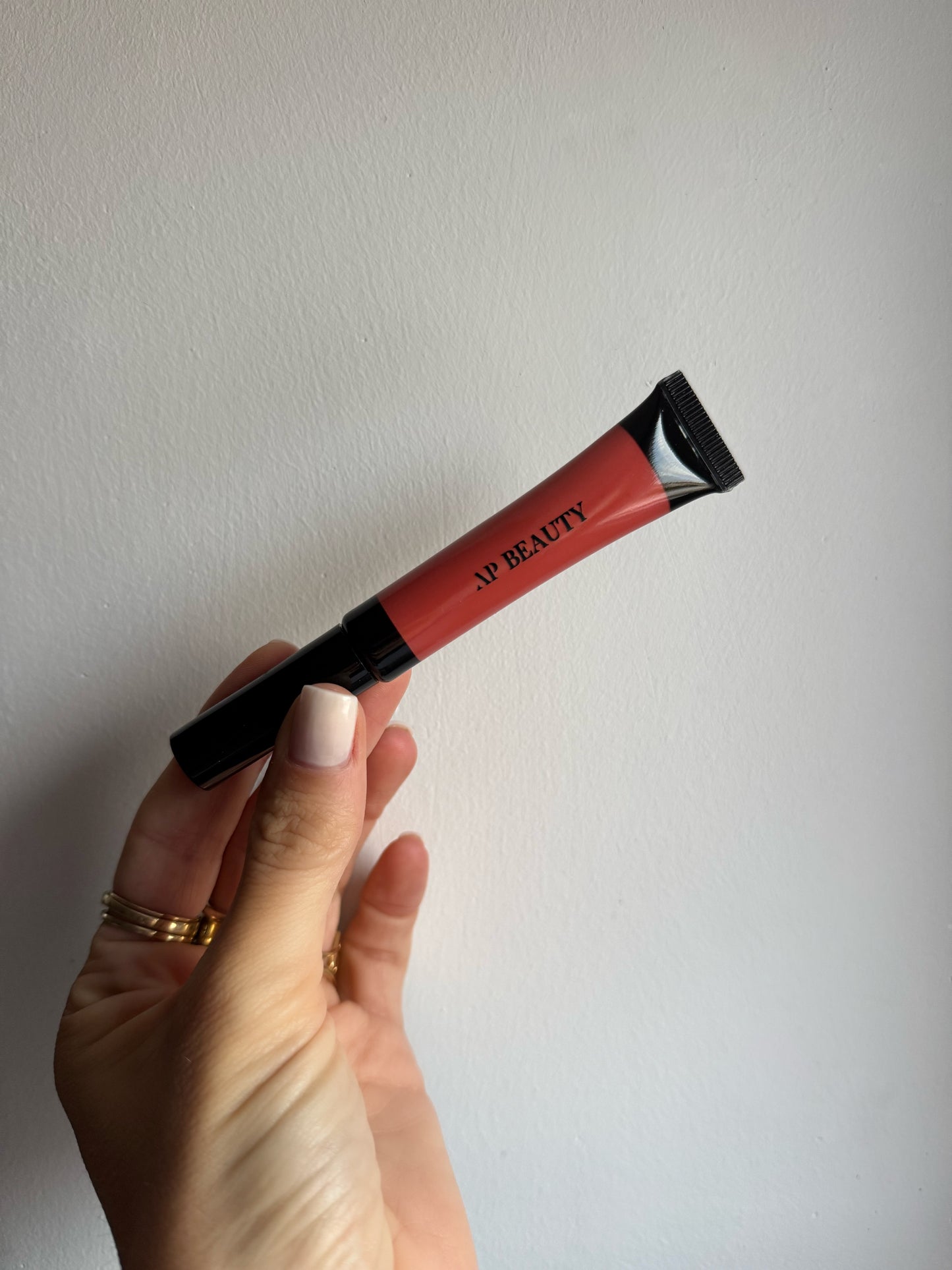 Le blush liquide tube